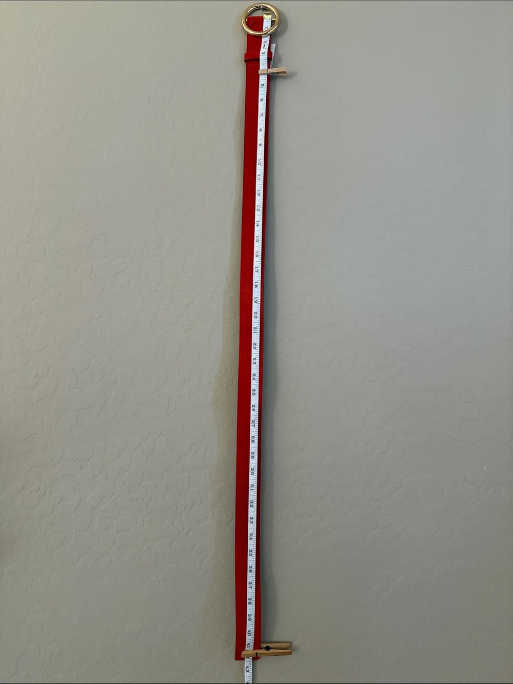 Frame Denim Le Circle Belt Red Suede with Gold Tone Round Buckle Sz L - Picture 6 of 13
